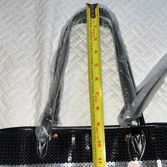 NWT Victoria’s Secret large sequin tote bag with matching accessory bag - Picture 8 of 13